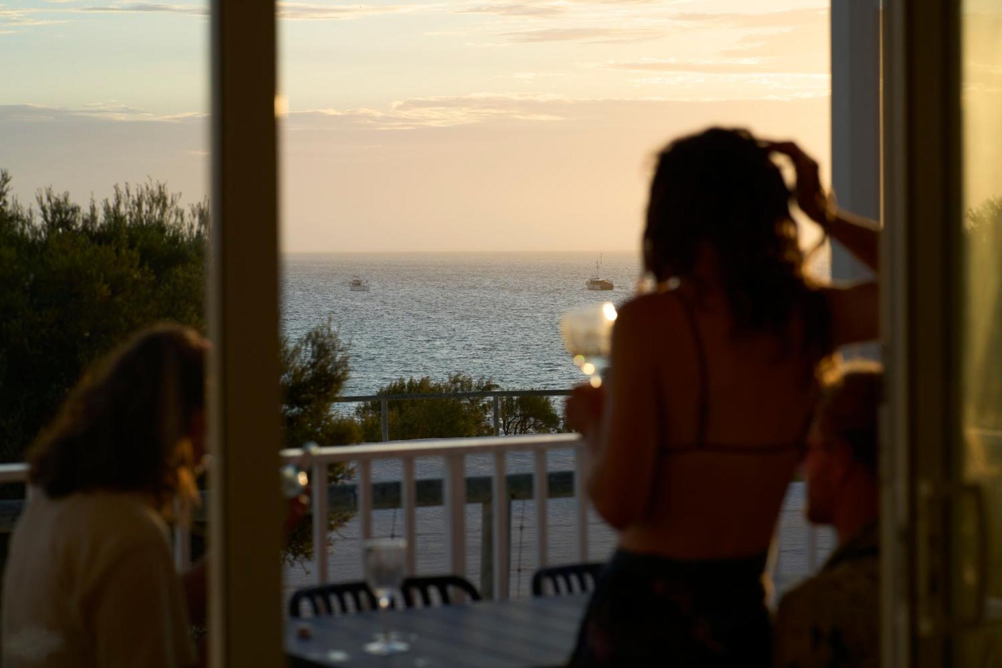 Tasman Holiday Parks - Denham Seaside Buitenkant foto